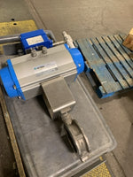  Air Torque AT501U S08 A Actuator F10+F12-N-27DS w/ Foxboro Valve Positioner SRI990-BIQV7ZZZ-Y Image