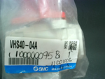  SMC VHS40-04A 3 Port Residual Pressure Relief Valve Image