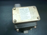  Barksdale D1T-A80SS-CS Diaphragm Pressure Switch 1/4"0 Npt 0.5-80pPSI 300V-AC 1 Unit w/o Screw and Backplate Image