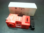  Allen Bradley 440K-T2NNBPS Guardmaster 440K Tongue Interlock Switch Image