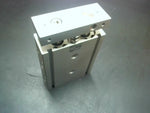  SMC CXSL32-40 Guided Dual Rod Cylinder 40mm Stroke Image