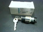  Siemens 3SB3500-4LR11 Keyed Selector Switch Image