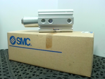  SMC MKB50TF-20RZ-P3DWL Rotary Clamp Cylinder 50mm Bore x 20mm Stroke Image