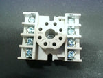  Eaton D3PA2 Octal Relay Socket 8-Pin Din Rail Mount Ser.A2 10A 300V Image