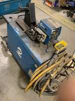  Miller Deltaweld 452 Welding Machine w/ 24V Constant Speed Wire Feeder CV DC Welding Power Source Ser#KF824844 (48x40x49x525lbs) Image