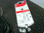  Honeywell ML4195C1009 Two-Position Actuator 120VAC 50/60 Hz Image