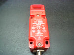  Allen Bradley 440K-M2NNNDS Guardmaster Safety Interlock Switch 240V 3A Image