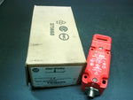  Allen Bradley 440K-M2NNNDS Guardmaster Safety Interlock Switch 240V 3A Image