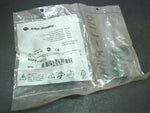  Allen-Bradley 800FP-F3PX10 Head Push Button Flush Green Ser.A Image