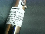  Honeywell FPG 060-G524-02 Pressure Sensor/Transducer 200 PSIG 9-28VDC Image