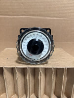  Wilkerson R21-02-000 Pneumatic Dual Air Regulator 0-160psi R21002000 Image