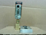  IFM PN7094 Digital Display Pressure Sensor PN-010-RER14-QFRKG/US/ /V Image