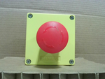  Siemens 3SU1801-0NA00-2AA2 Enclosure For Command Devices Image