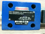  Rexroth 4WE10W33/CG24N9K4 Hydraulic Directional Control Valve R900588200 Image