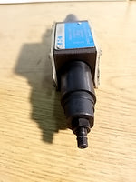  Vickers DGMC2-3-AT-CW-BT-CW-41 Pressure Relief Valve 10-200 Bar 4500psi Image
