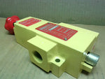  Numatics VT30N04AY Slo-Start Lock Out Valve 1/2" NPTF Image
