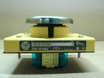  Allen Bradley 800P-F2CBV Palm Operated Push Button Image
