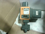  Maxon 150SMA11-AA11-BB13A0 Gas Shut Off Valve Normally Closed 1-1/2" NPT Image