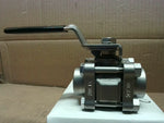 Swagelok SS-63TF8-KL-T 1/2" FNPT Stainless 3-Piece Ball Valve 2200 PSI Image