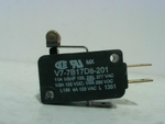  Honeywell V7-7B17D8-201 Snap Action Roller Switch Image