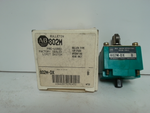  Allen Bradley 802M-DX Series B Operating Head Only Image