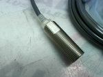  Omron E2E-X2F1 Proximity Switch 12-24 VDC 2M Image