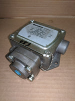  Barksdale P1H-B340 Pressure Switch 6-340 PSI 1/4" NPT Image