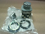  ALLEN BRADLEY 800T-J5KE7B Standard Knob Selector Switch 3 Position Spring Return Image
