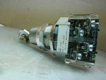  Allen Bradley 800T-H33A Keyed Selector Switch 2-Position Maintained 30mm Image