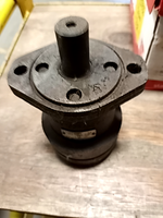  Char-Lynn 103-1043-008 S Series Spool Geroler 1" Shaft Diameter NICE! Image