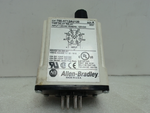  Allen Bradley 700-HT12AU120 /A Time Delay Relay 120VAC 120VDC 50/60Hz Image