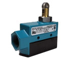  Honeywell BZE6-2RQ8 Roller Plunger Limit Switch 15A 1NC/1NO Image