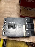  SQUARE D FA36015 Breaker Image
