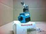  Honeywell BZE6-2RN2 Roller Arm Actuated Switch Image