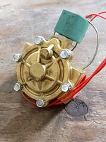  ASCO 8210G022 24VAC 1-1/2" NPT 2-Way Brass Valve Image