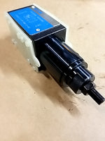  Vickers DGMX2-3-PP-BW-S-40 Pressure Reducing Hydraulic Valve Nice! Image
