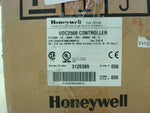  Honeywell UDC2500 Temperature Controller. DC2500-EE-0A00-200-00000-00 Image