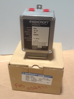  Ashcroft IXLdp Differential Pressure Transmitter 0.25% 0.25" WC IX-3-F02-42-ST Image