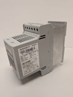  Allen Bradley 160-BA02NPS1P1 Variable Speed Controller 3/4HP 460VAC 3PH Image