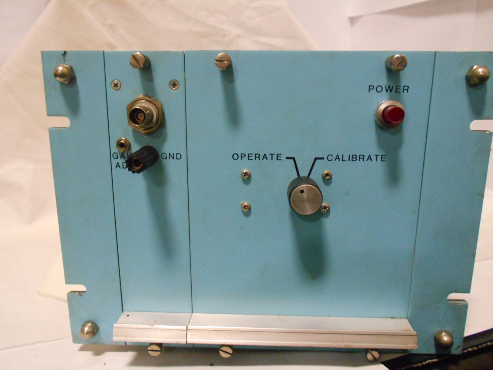 M.T.I INSTRUMENTS DIVISION LRC1000G PANEL โ Ideal Surplus
