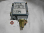  SQUARE D 9012 GAW-2 Pressure Switch Series C Image