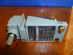  ALLEN BRADLEY Limit Switch 802TATP1 Image
