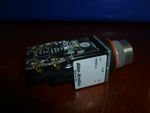  ALLEN-BRADLEY - 800MR-A2AK PUSHBUTTON 300VAC 10AMP MAX Image