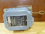  SQUARE D - 9036-DW-31 FLOAT SWITCH 8OZ UP/DOWN FOOT MOUNT NEMA4 Image