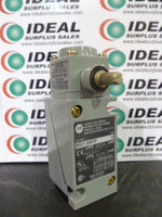  ALLEN BRADLEY 802T-AMTP LIMIT SWITCH: OILTIGHT, ENCLOSURE TYPE 4 & 13 Image