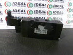  PARKER - B511BB553C VALVE: SOLENOID VALVE 4-WAY 2-POS 120VAC Image