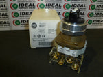  ALLEN BRADLEY 800T-J5KE7B Standard Knob Selector Switch 3 Position Spring Return Image