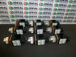  Allen Bradley 800MR-JX9B 3 Pos Momentary Oil Tight Selector Switch Image