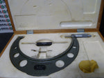  GAGE, MITUTOYO, OM-8 ''V  - CARBIDE TIPPED OUTSIDE MICROMETER W/ FITTED CASE - 7"" TO 8"" Image
