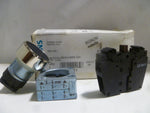  Siemens 3SB3-601-0AA11 Black Pushbutton Image